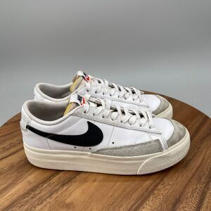 Nike Blazer Low Platform Shoes Womens Size 8 White Casual Comfort Leather
